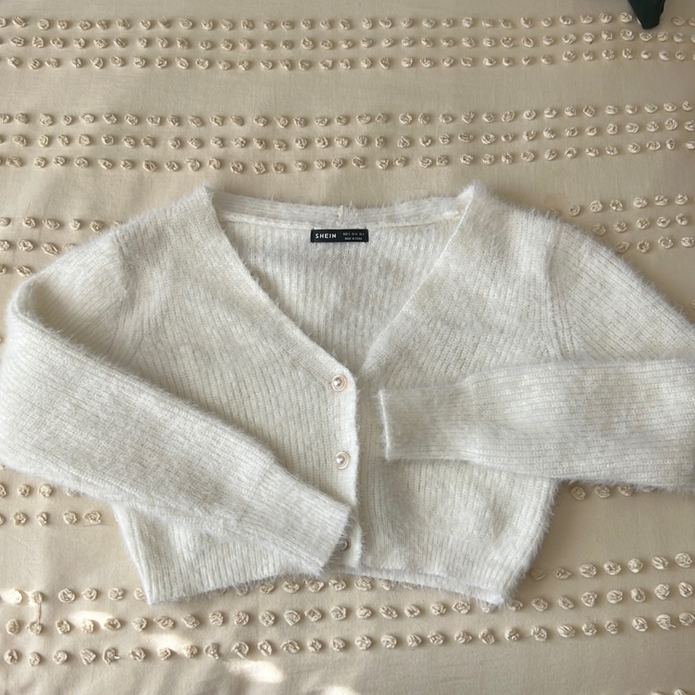 super soft cropped sweater